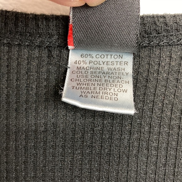 CH Apparel Women’s Black Thermal Knit Top with Crystal Peace Signs sz Medium - Picture 9 of 11